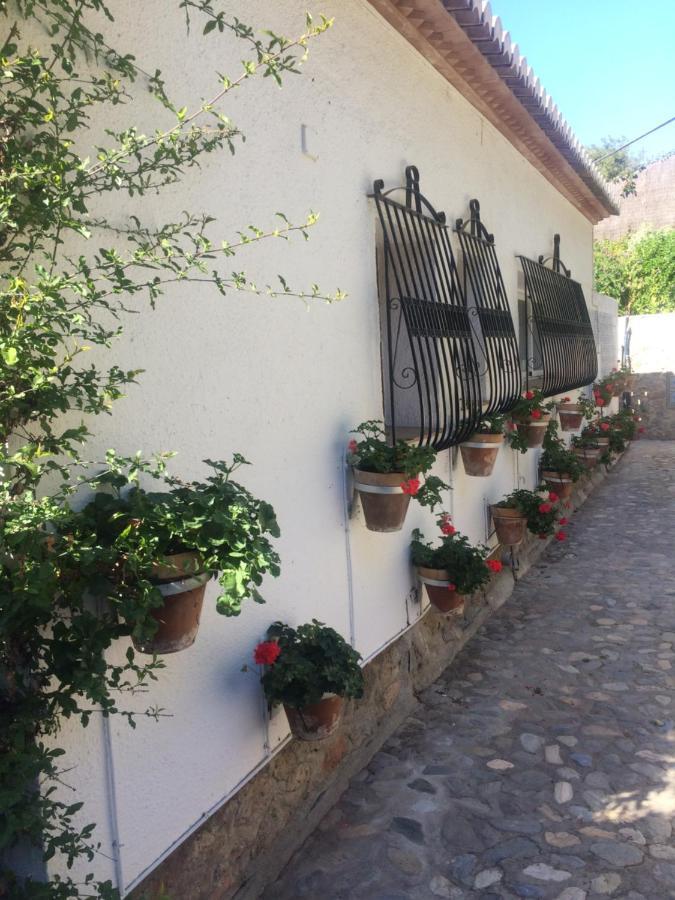 Villaquinta Ла-Эррадура Экстерьер фото