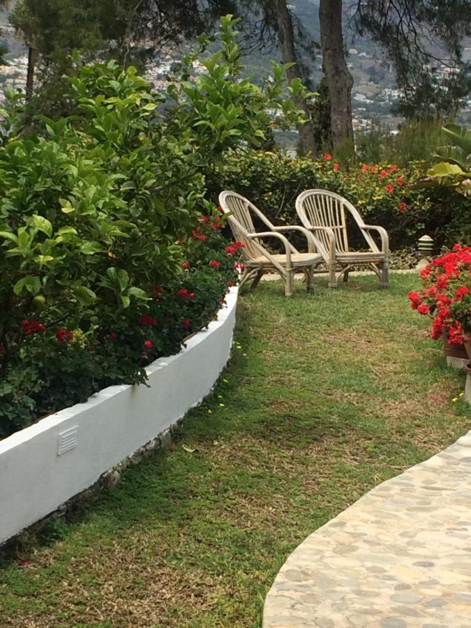 Villaquinta Ла-Эррадура Экстерьер фото